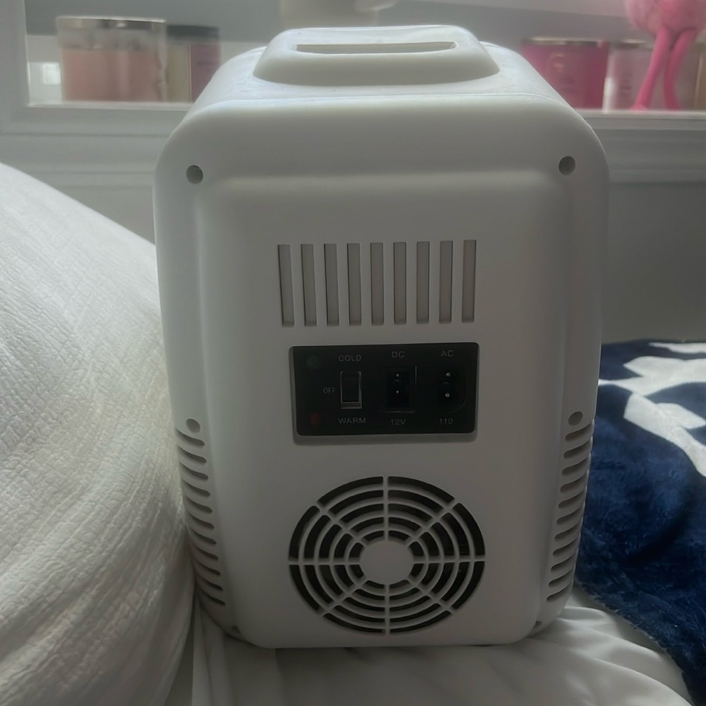 Cooluli mini fridge - Picture 2 of 5